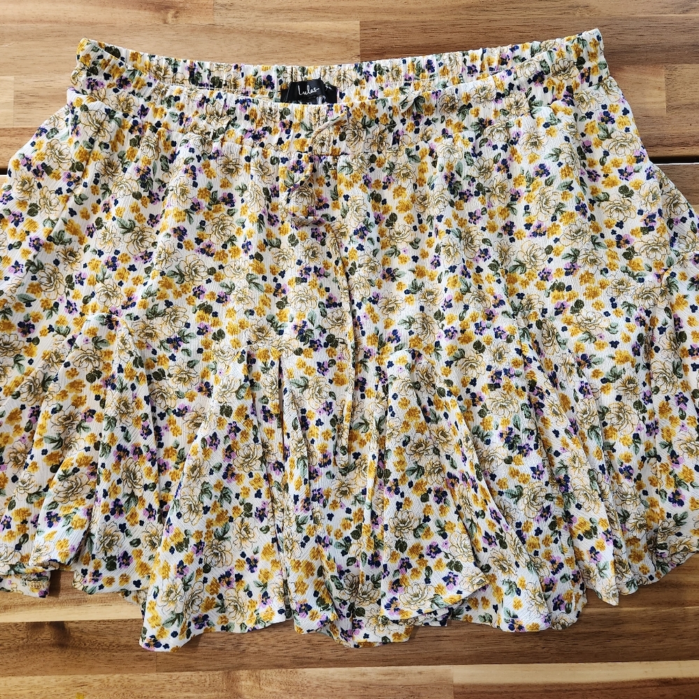 New Floral mini skirt